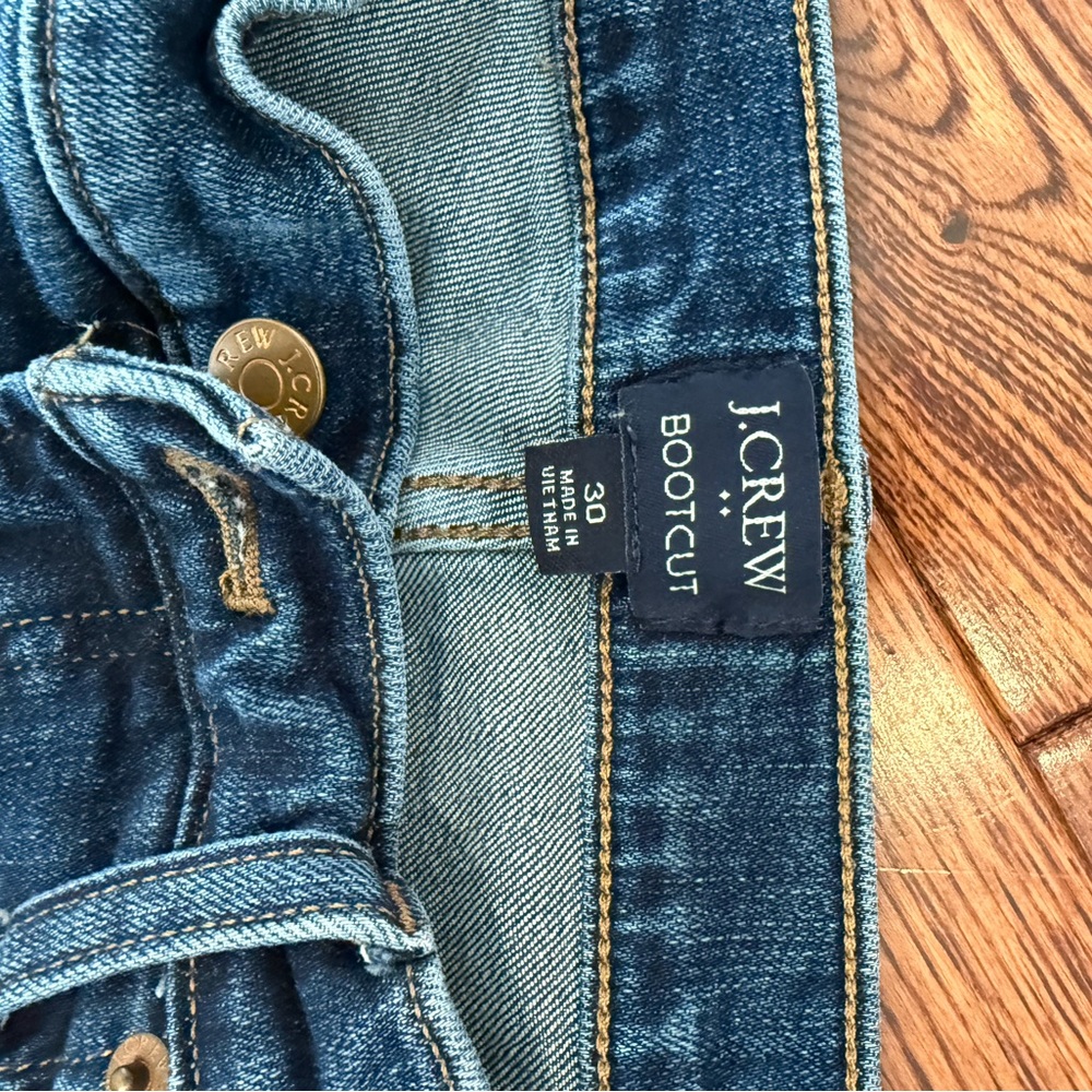 J. Crew Dark Blue bootcut 10/30 women’s  Jeans - Picture 2 of 2
